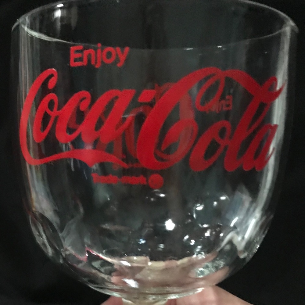 🐝3/$15 Vintage Coca-Cola goblet.